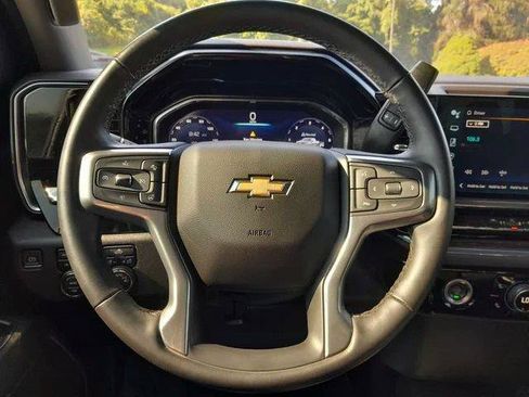 Used 2024 Chevrolet Silverado 1500 LT AWD/4WD image 13