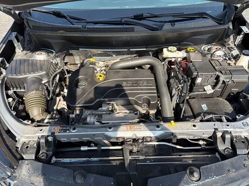 Used 2024 Chevrolet Equinox LT FWD image 25