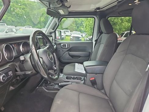Used 2023 Jeep Wrangler Unlimited Sport AWD/4WD image 15