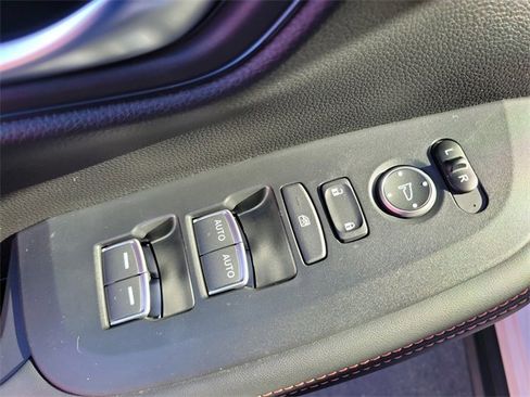 Certified 2023 Honda HR-V Sport image 18