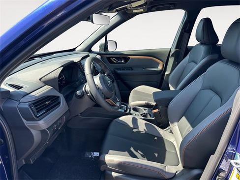 Used 2025 Subaru Forester Sport image 9