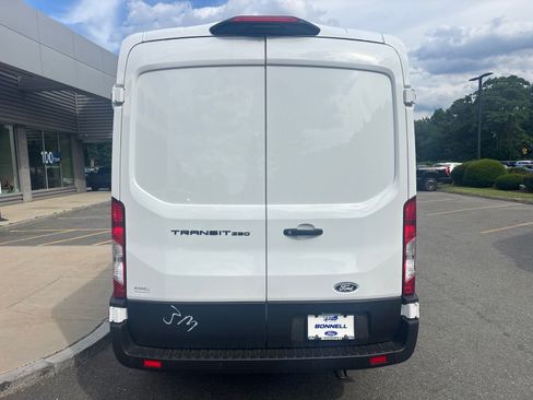 New 2026 Ford Transit 250 148 Medium Roof RWD image 4