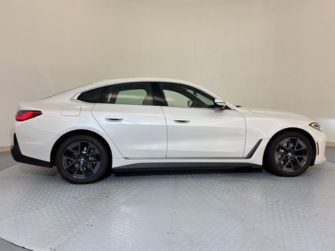 Used 2023 BMW i4 eDrive40 w/ Premium Package image 8
