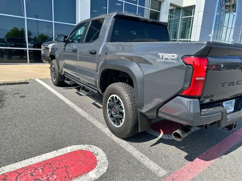 Used 2024 Toyota Tacoma TRD Off-Road AWD/4WD image 2