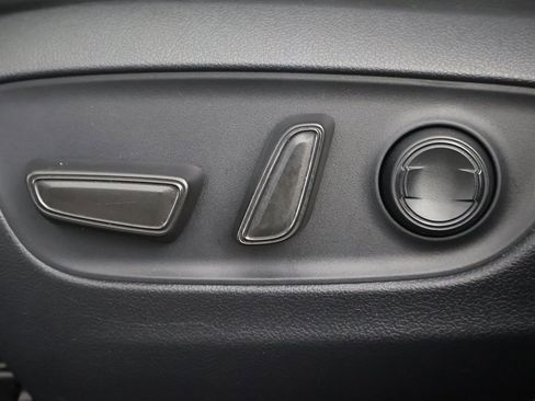 Used 2022 Toyota RAV4 XSE image 31