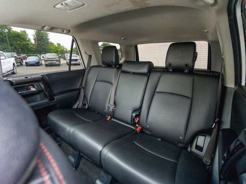 Used 2021 Toyota 4Runner Venture w/ Moonroof Package image 33