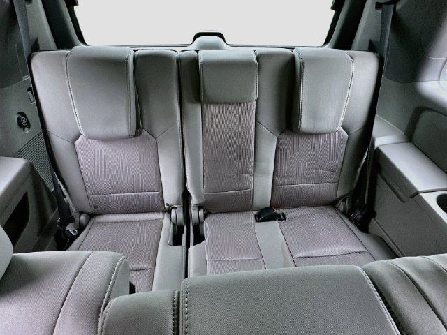 Used 2015 Honda Pilot SE image 29