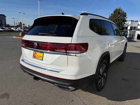 New 2026 Volkswagen Atlas SE image 6