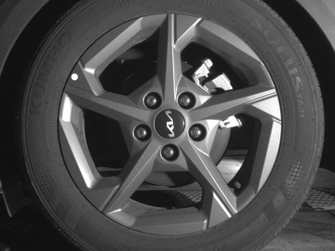 Used 2025 Kia K4 LXS FWD image 14