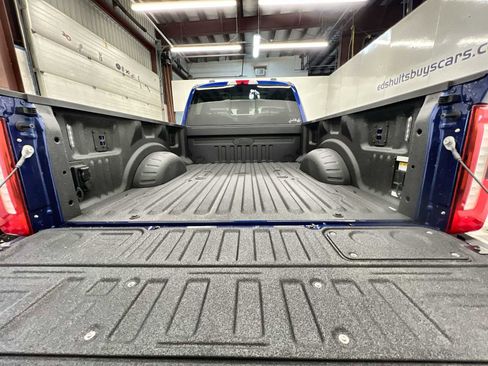 New 2026 Ford F250 Lariat w/ Black Appearance Package AWD/4WD image 21