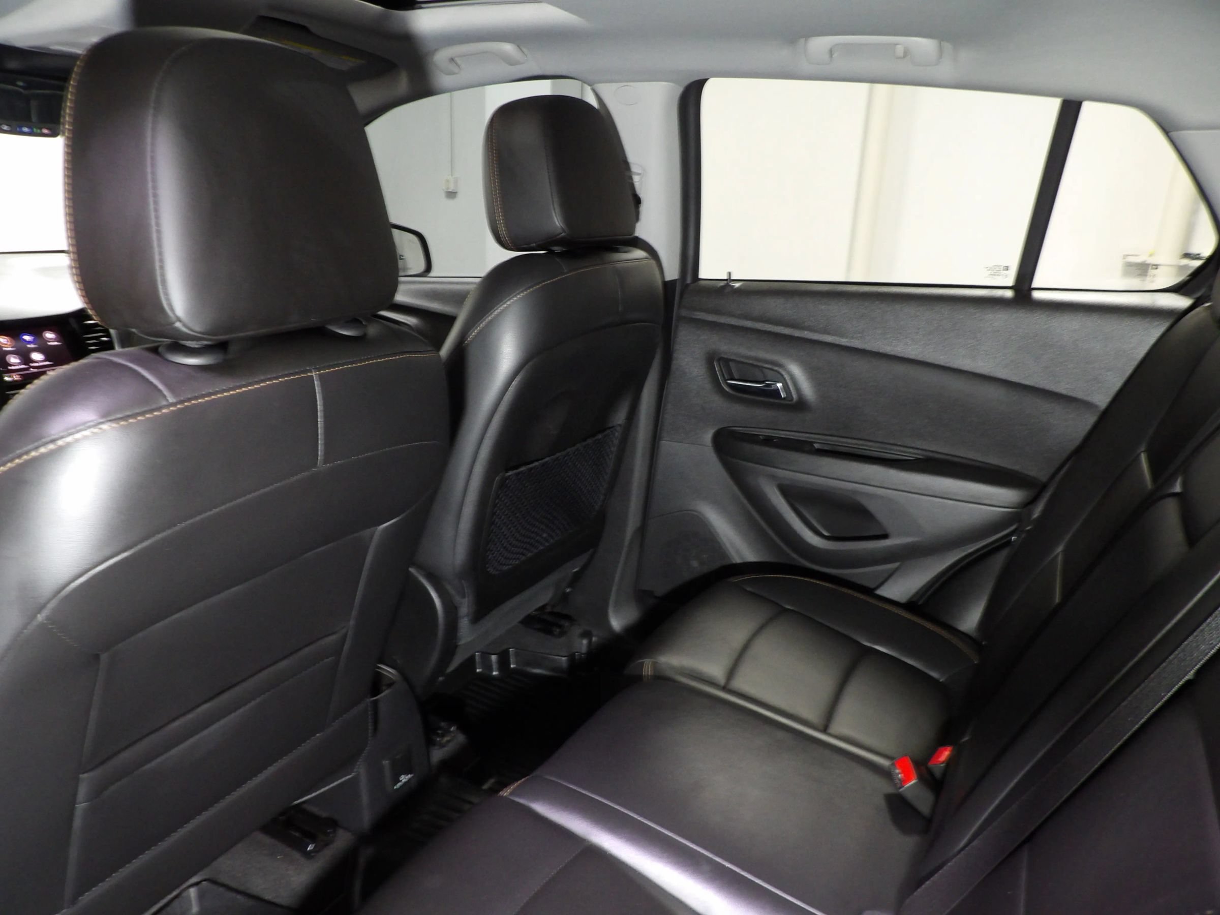 Used 2020 Chevrolet Trax Premier AWD/4WD image 11
