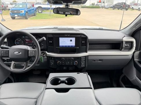 Used 2025 Ford F350 XL AWD/4WD image 23