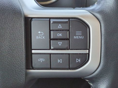 Used 2024 Ford Expedition Max XLT image 26