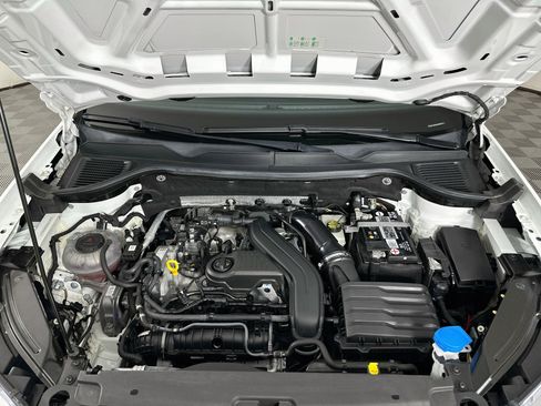 Used 2022 Volkswagen Taos SE AWD/4WD image 31