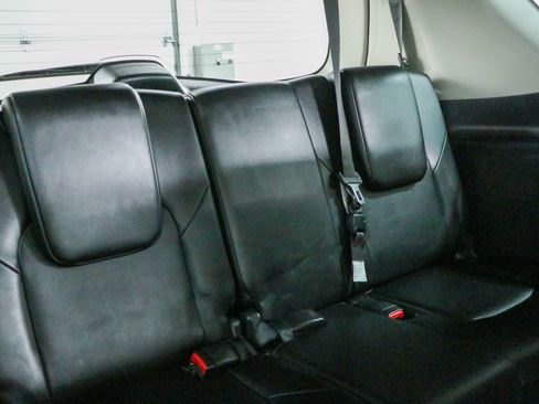 Used 2023 INFINITI QX80 Luxe w/ Cargo Package RWD image 32