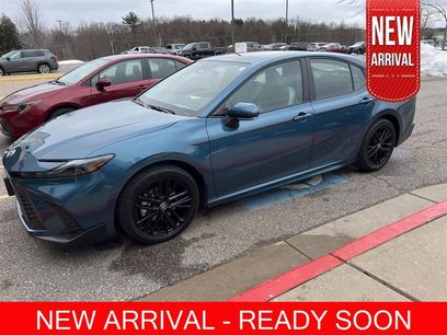 Used 2025 Toyota Camry SE w/ Multimedia Upgrade Package