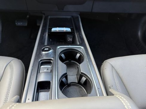 Used 2024 Lincoln Corsair Reserve w/ Equipment Group 201A image 31