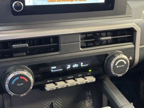 Used 2025 Toyota Tacoma SR5 image 17