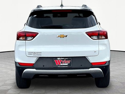 Used 2023 Chevrolet TrailBlazer LT w/ Convenience Package AWD/4WD image 5