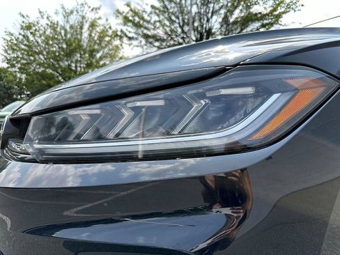 Used 2025 Volkswagen Jetta SE FWD image 9