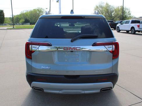 Used 2023 GMC Acadia SLE w/ Driver Convenience Package image 16