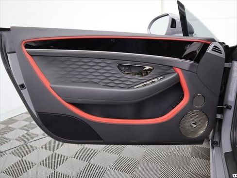 New 2025 Bentley Continental GT Speed image 32
