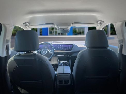 Certified 2025 Buick Envision Sport Touring AWD/4WD image 37
