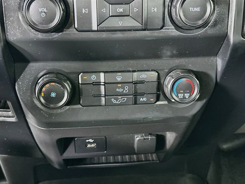 Used 2019 Ford F150 XL w/ Equipment Group 101A Mid RWD image 23