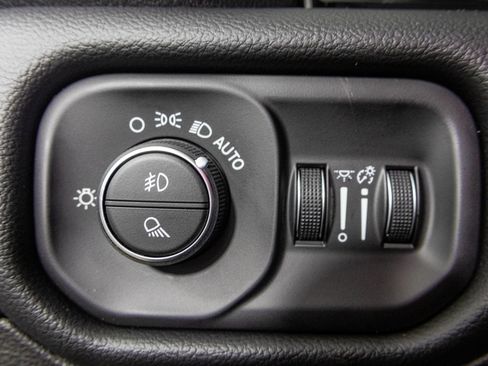 New 2026 RAM 1500 Laramie w/ Night Edition AWD/4WD image 33