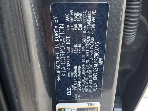 Used 2024 Kia Soul LX w/ Option Group 015 FWD image 31