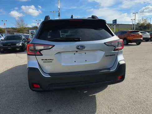 Certified 2025 Subaru Outback Onyx Edition image 7