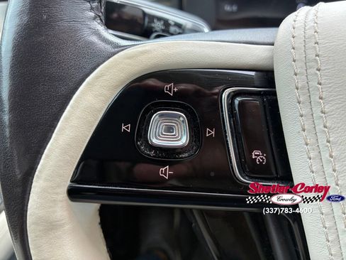 Used 2023 Lincoln Aviator Black Label w/ Dynamic Handling Package AWD/4WD image 29
