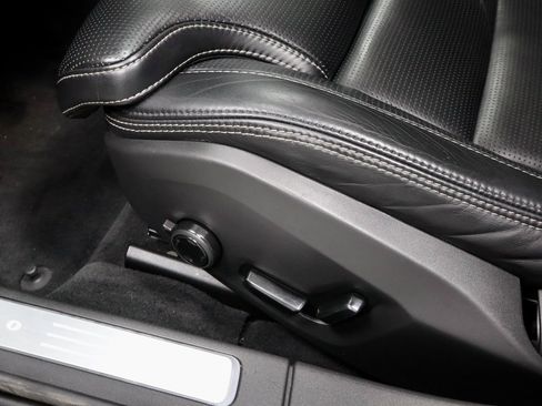 Used 2019 Volvo S90 T6 Inscription w/ Advanced Package image 24