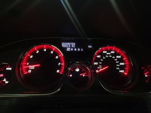 Used 2013 GMC Acadia SLT AWD/4WD image 23