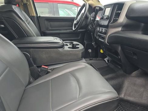 Used 2019 RAM 2500 Tradesman w/ Chrome Appearance Group AWD/4WD image 13