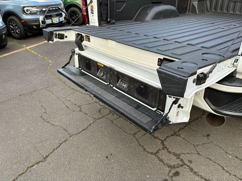 Used 2024 GMC Sierra 3500 Denali Ultimate image 10