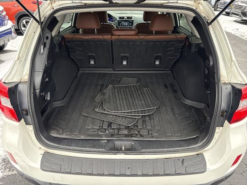 Used 2017 Subaru Outback 2.5i Touring w/ Popular Package #5A image 26