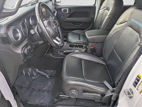 Used 2021 Jeep Wrangler Unlimited Rubicon w/ Steel Bumper Group image 16