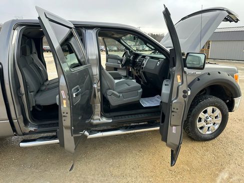 Used 2012 Ford F150 XLT w/ XLT Chrome Pkg image 12