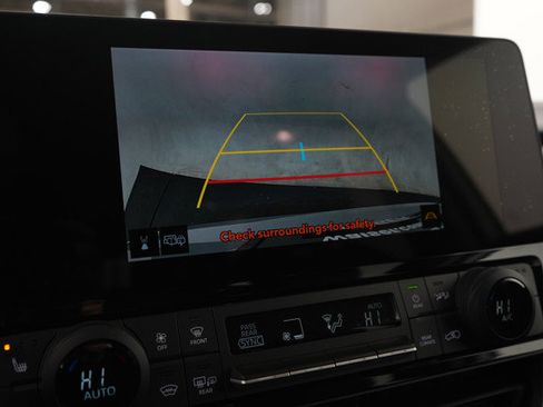 Used 2024 Toyota Grand Highlander XLE image 25