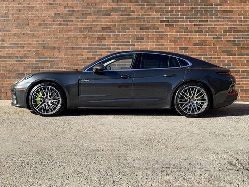 Certified 2025 Porsche Panamera 4S w/ Premium Package image 2