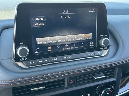 New 2025 Nissan Rogue SV image 25