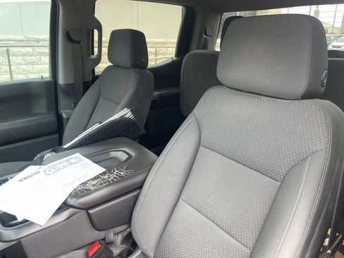 Used 2020 Chevrolet Silverado 1500 Custom w/ Custom Value Package RWD image 11