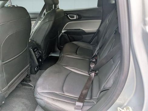 Used 2025 Jeep Compass Limited AWD/4WD image 24