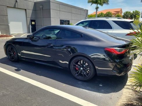 Used 2021 BMW 430i Coupe w/ M Sport Package RWD image 3