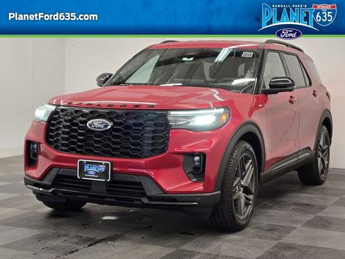 New 2026 Ford Explorer ST-Line w/ ST-Line Street Pack RWD image 3