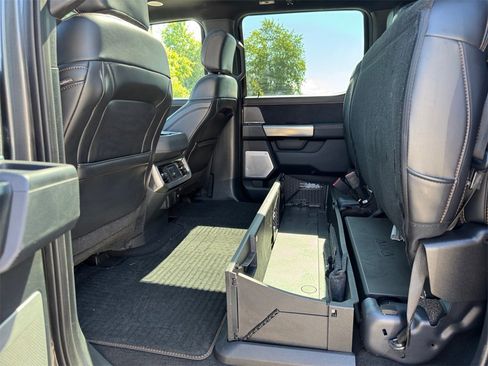 Certified 2024 Ford F350 Platinum image 25