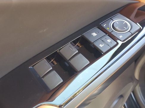 Used 2025 Lexus IS 350 F Sport w/ Accessory Package 2 image 19