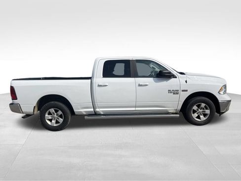 Used 2020 RAM 1500 Classic SLT AWD/4WD image 8