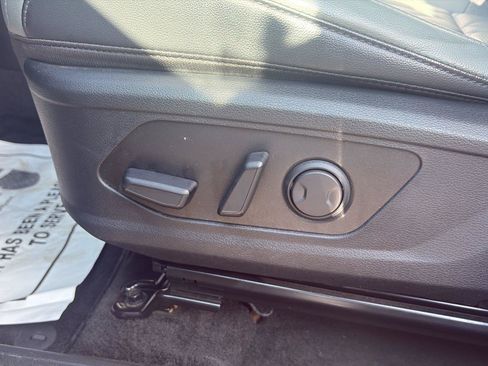 Used 2023 Kia Sportage X-Line AWD/4WD image 35